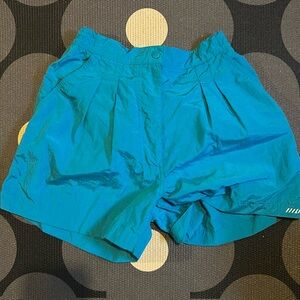 Vintage Helly Hansen Women’s Size Medium Sailing Shorts